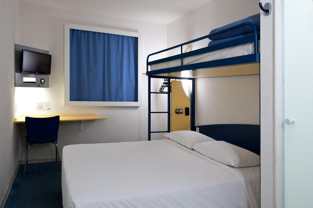 Ibis Budget Orly Chevilly Tram 7 Vitry-sur-Seine Eksteriør bilde