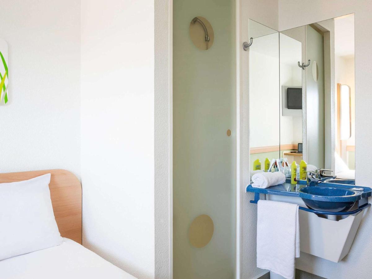 Ibis Budget Orly Chevilly Tram 7 Vitry-sur-Seine Eksteriør bilde