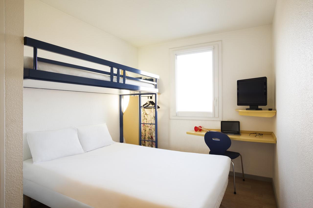 Ibis Budget Orly Chevilly Tram 7 Vitry-sur-Seine Rom bilde