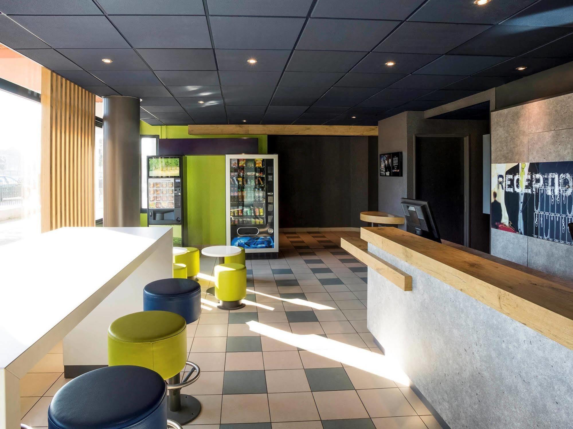 Ibis Budget Orly Chevilly Tram 7 Vitry-sur-Seine Eksteriør bilde