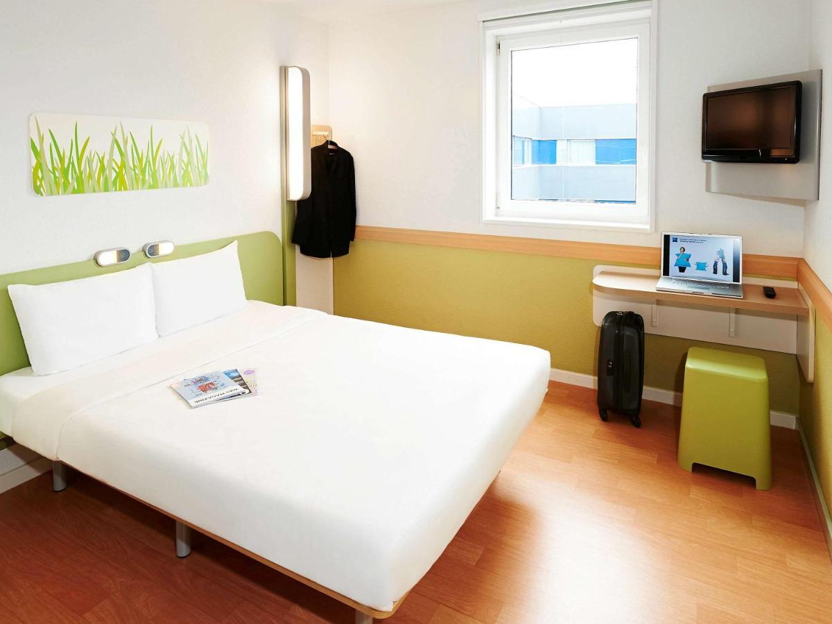Ibis Budget Orly Chevilly Tram 7 Vitry-sur-Seine Eksteriør bilde